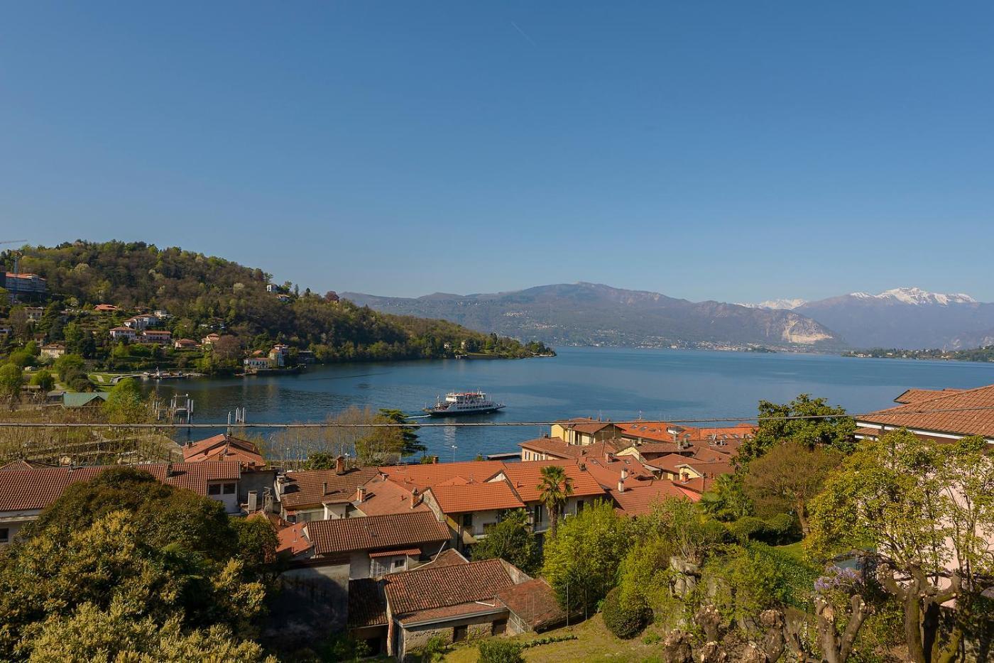 Appartamenti I Fiori Del Lago Laveno Kültér fotó